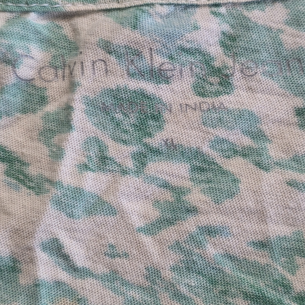 Calvin Klein Mint Green Leopard Print Loose Fitting elastic /smocked Waist. - Picture 3 of 7
